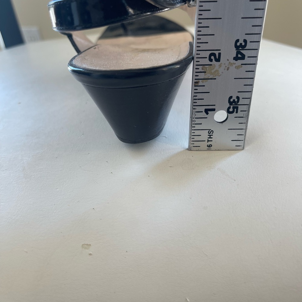 VINTAGE Salvatore Ferragamo Black Sandals - Picture 15 of 15